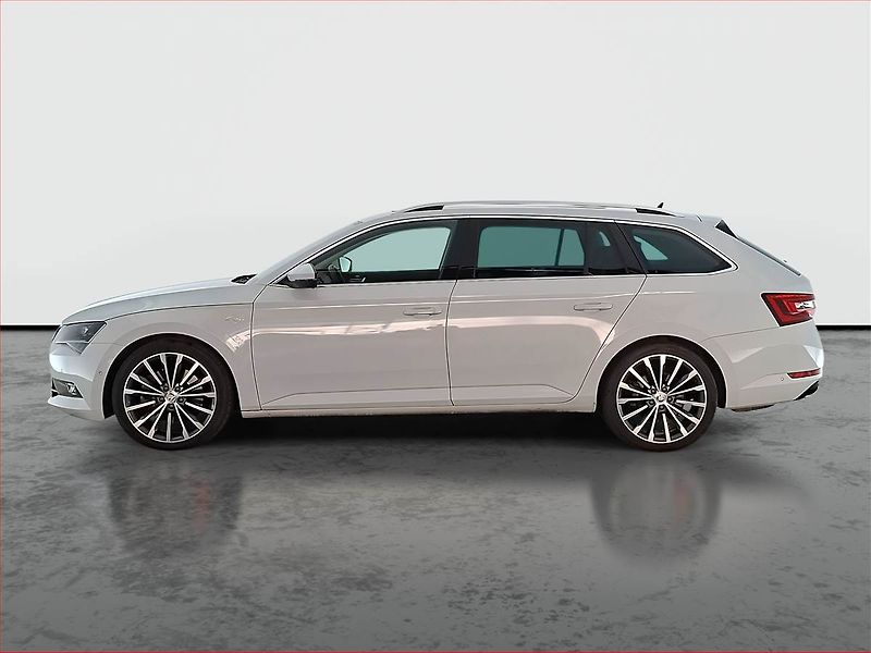 Škoda Superb (2018) Laurin&Klement 2.0 TSI - fotka 3 z 27