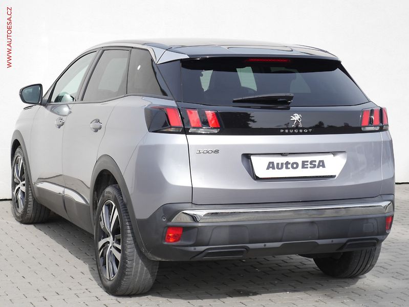 Peugeot 3008 (2019) 1.5 HDi, Allure, navi, kamera - fotka 6 z 17
