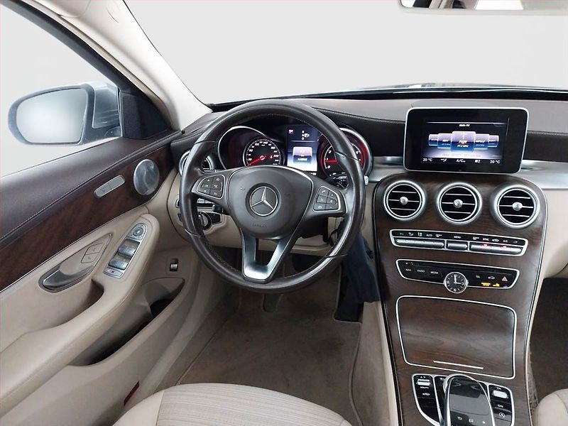 Mercedes-Benz Třídy C (2014) C 250, Automat, Kůže, Navi - fotka 7 z 20