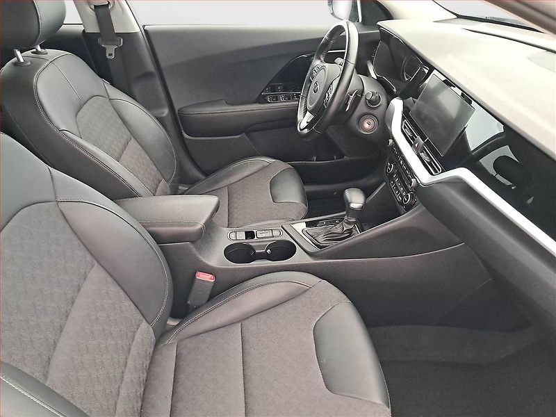Kia Niro (2019) Hybrid, Automat, Serv.kniha - fotka 16 z 20
