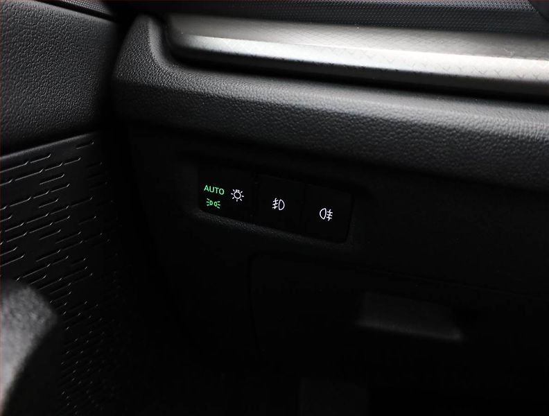 Škoda Octavia (2023) Ambition 2.0 TDI, ČR,1.maj - fotka 13 z 17