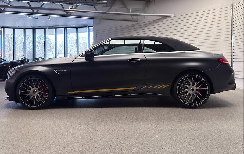Mercedes-Benz Třídy C 63S AMG V8 Cab Final Edition - fotka 4 z 34
