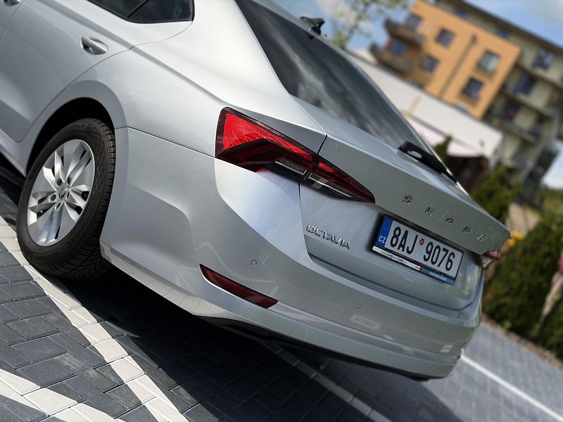 Škoda Octavia (2020) 1.5 tsi 110 kw/DPH - fotka 10 z 21