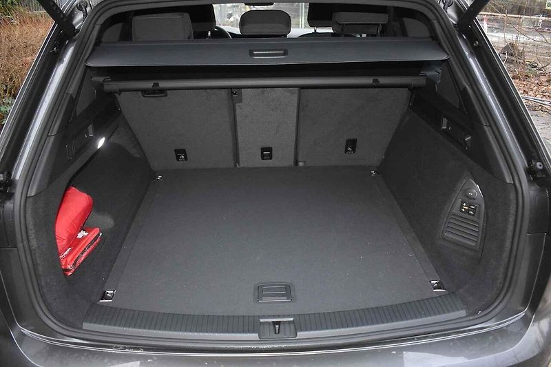 Volkswagen Touareg je dobře vymyšlené velké SUV.