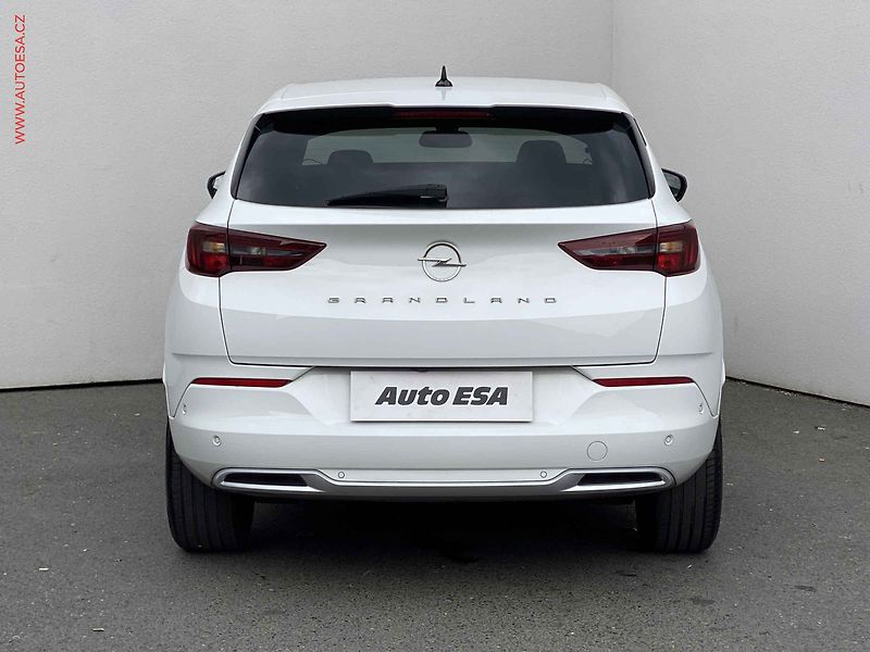 Opel Grandland (2023) 1.5 CTDi, Elegance, AT, +ALU - fotka 5 z 19
