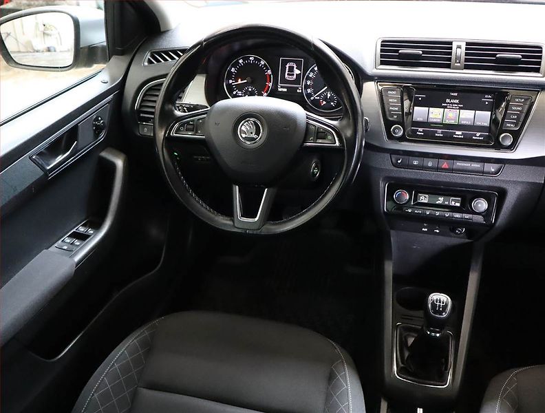 Škoda Fabia (2015) 1.2 TSI, Tempomat - fotka 7 z 18