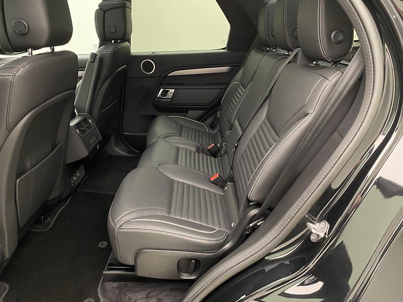 Land Rover Discovery D250 R-DYNAMIC SE AWD AUT 7m - fotka 5 z 52