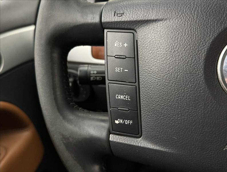 Volkswagen Touareg 3,0 165kW V6 NZ.TOP KŮŽE TAŽNÉ - fotka 10 z 42