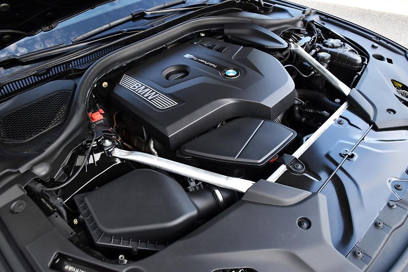 BMW Řada 5 530i xDrive LUXURY LINE,LED,ČR - fotka 48 z 50