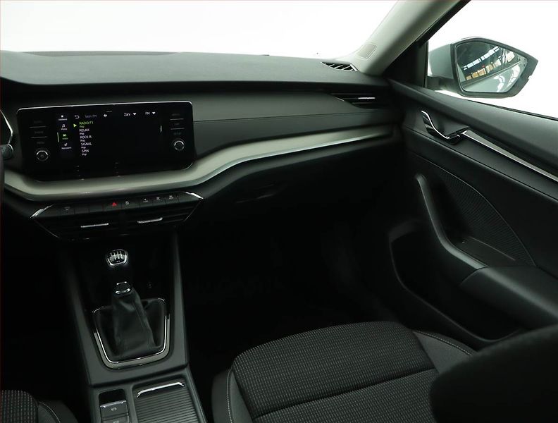 Škoda Octavia (2022) Ambition 2.0 TDI, ČR,1.maj - fotka 8 z 15
