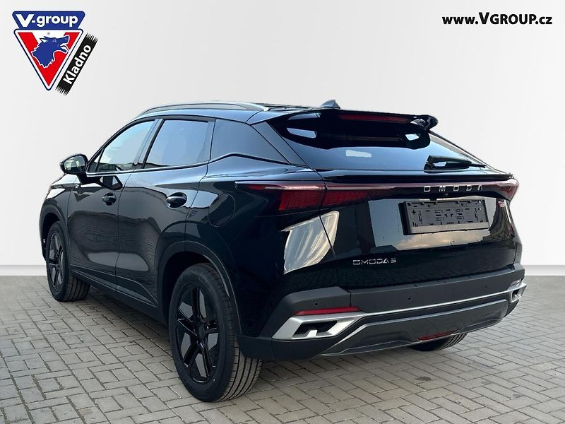 Omoda 5 (2026) 1.6 tGDI 108kW Premium - fotka 3 z 33