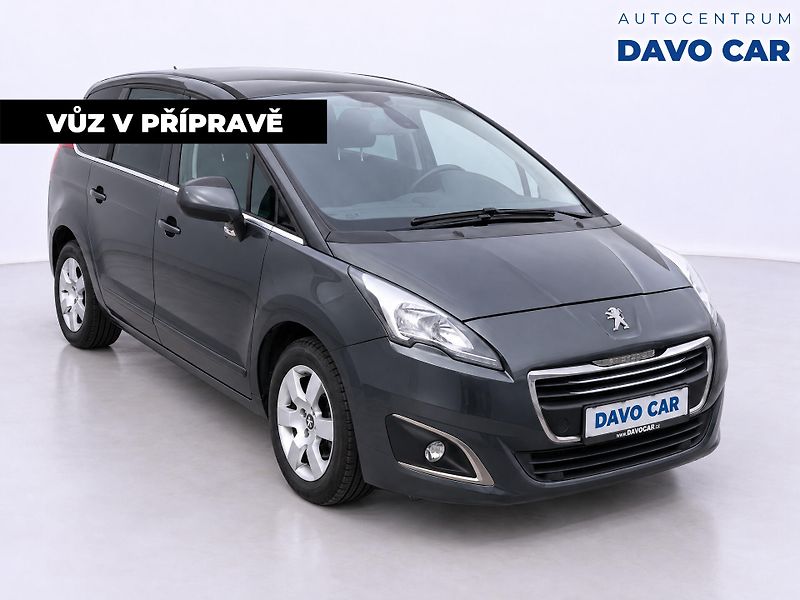 Peugeot 5008 1,6 HDI 120k CZ Allure 7-Míst - fotka 5 z 12