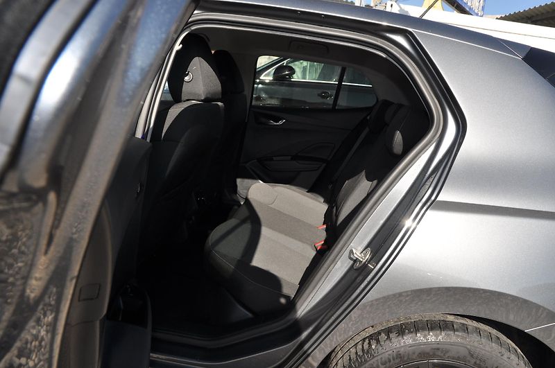Škoda Fabia IV 1.0TSi 81kW - fotka 7 z 23
