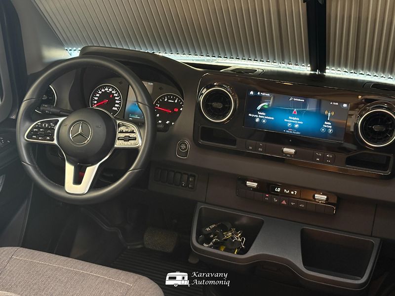 Hymer Ostatní (2019) B680 Mercedes Plná výbava,3,5t - fotka 20 z 34