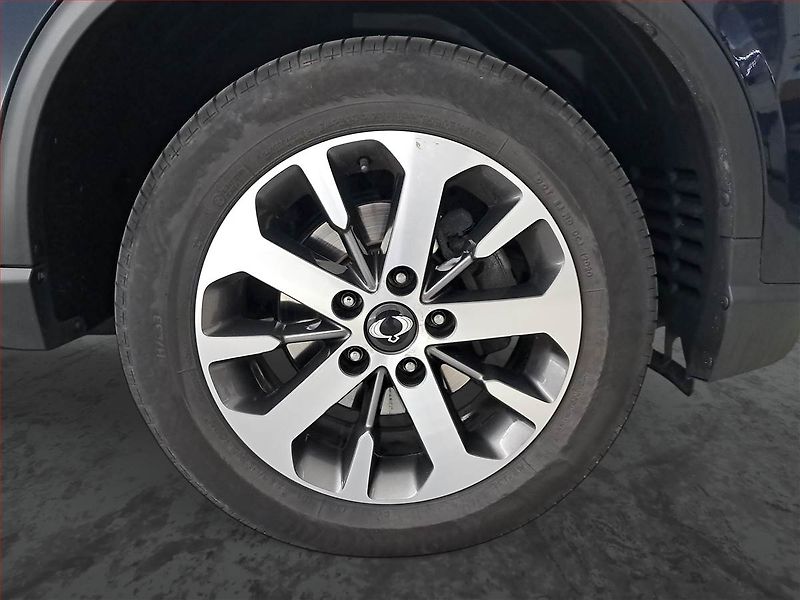 SsangYong Rexton (2023) 2.2 Diesel - fotka 15 z 19