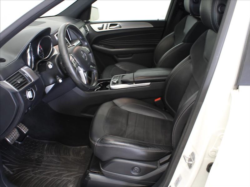 Mercedes-Benz Třídy M 350CDI 4M AMG H/K. Pano.TZ   3 - fotka 6 z 15