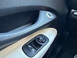 Fiat 500 LaPrima 42 kWh JBL Panorama - náhled 32
