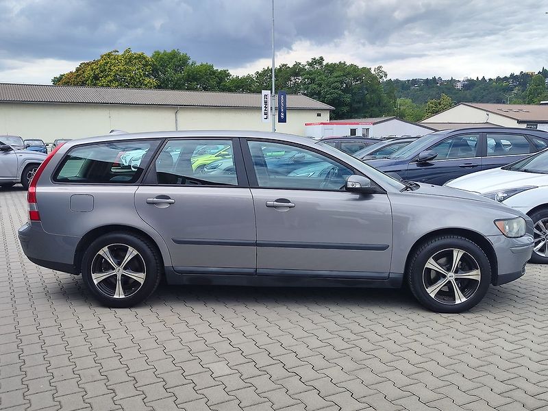 Volvo V50 1.6D/80kW - fotka 4 z 22