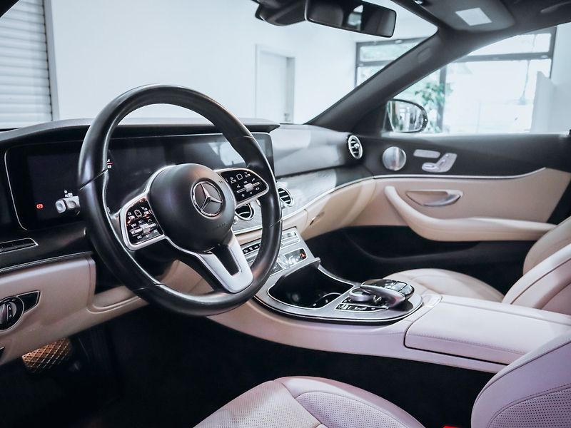Mercedes-Benz Třídy E E 400d 4MATIC AMG - TOP - fotka 6 z 27
