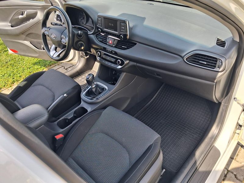 Hyundai i30 (2019) 1.6 CRDi, diesel, 85 KW, 2019 - fotka 8 z 11