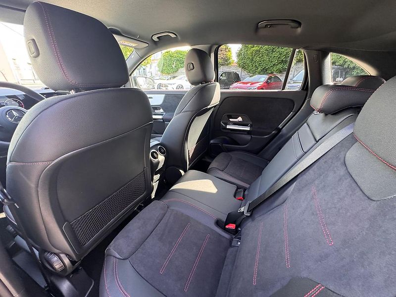 Mercedes-Benz GLA (2026) 200 d 4MATIC - fotka 12 z 22