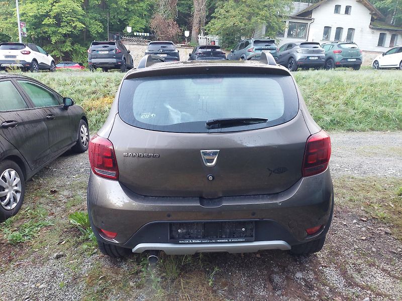 Dacia Sandero (2017) II.Stepway Prestige TCe 90 - fotka 6 z 36
