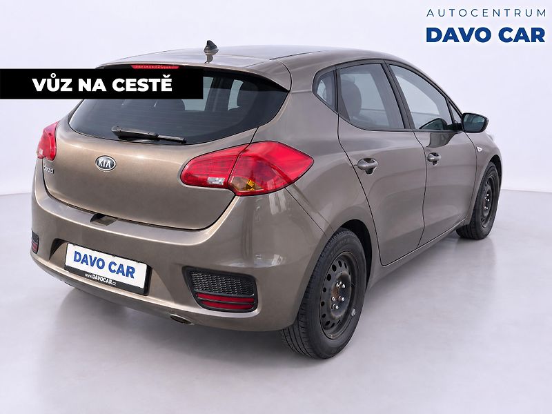 Kia Ceed 1,4 CVVT 74kW Cool CZ 2Maj DPH - fotka 5 z 12