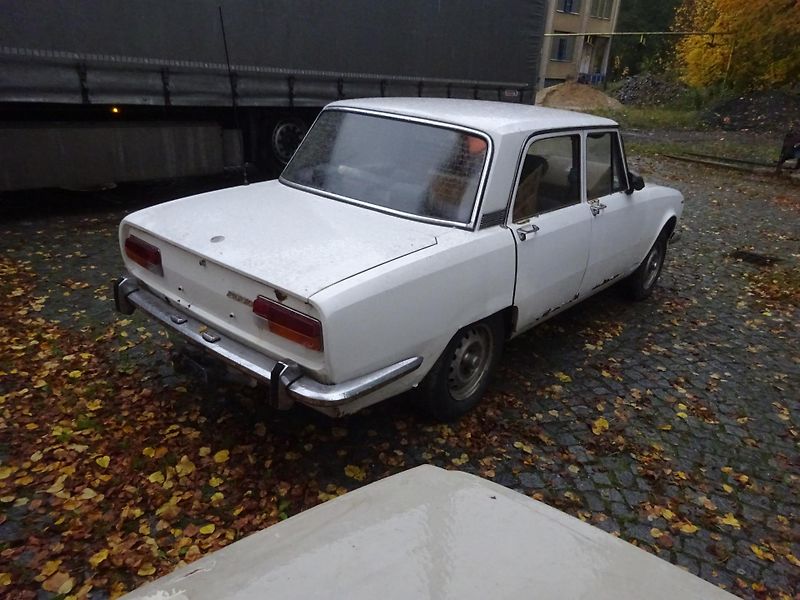 Alfa Romeo Ostatní (1973) Berlina 2000 - fotka 11 z 18
