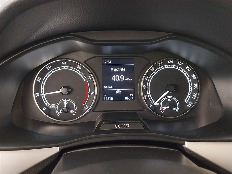 Škoda Scala (2020) 1.0 TSI, ČR,1.maj, Serv.kniha - fotka 11 z 20