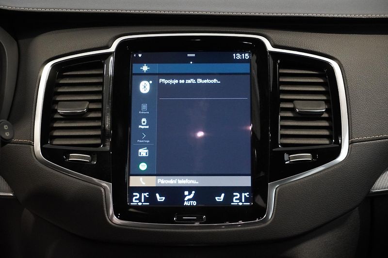 Volvo XC90 B5 Core+ 1.MAJ,ČR,DPH,7 míst - fotka 30 z 34