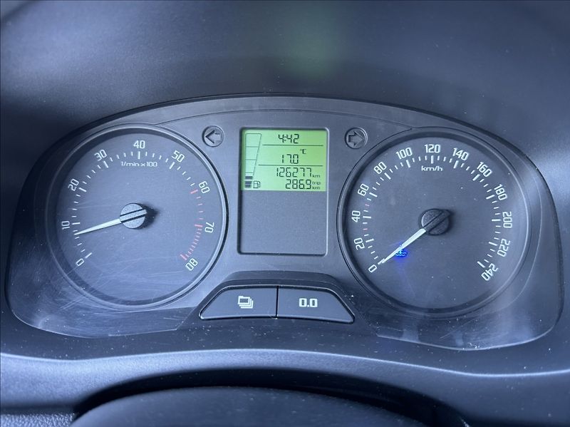 Škoda Praktik 1,2 TSI 63kW DPH 1.maj původČR - fotka 36 z 46
