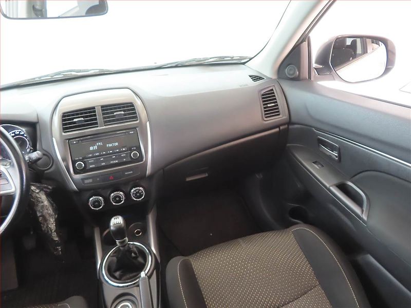 Mitsubishi ASX (2014) 1.8 DI-D, 4X4, Tempomat - fotka 8 z 16