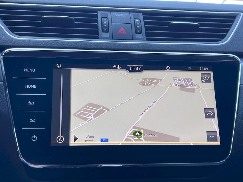 Škoda Superb (2023) 2.0 TDI 147kW DSG Style Plus c - fotka 14 z 35