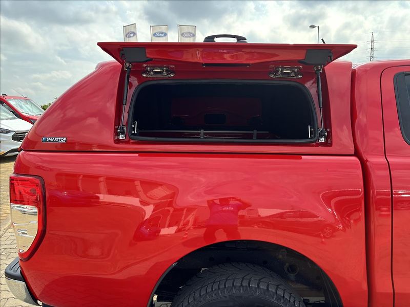 Ford Ranger 2,0 EcoBlue Limited 156kW 4x4 - fotka 16 z 44