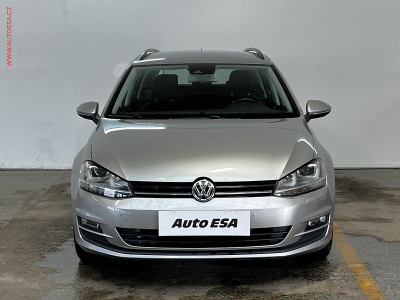 Volkswagen Golf (2015) 1.6 TDi Variant, Comfortline - fotka 2 z 18
