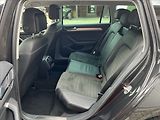 Volkswagen Passat 2,0 TDi DSG ELEGANCE MATRIX - náhled 13