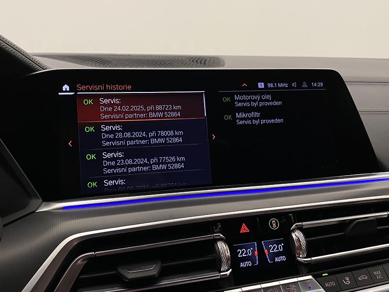 BMW X5 M50D xDrive CZ AUT REZERVACE - fotka 59 z 123