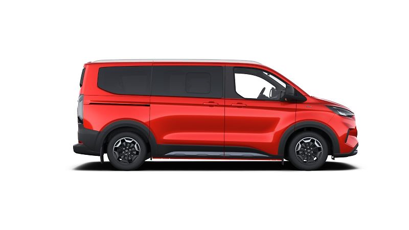 Ford Tourneo Custom (2026) Active L1, Tourneo, 2.5 Durate - fotka 2 z 9