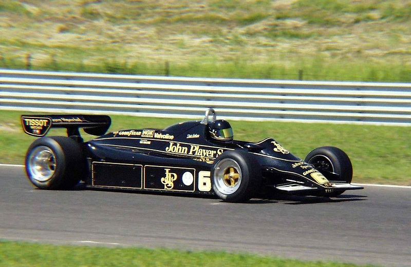 Lotus s Joaquinem Folchem za volantem.