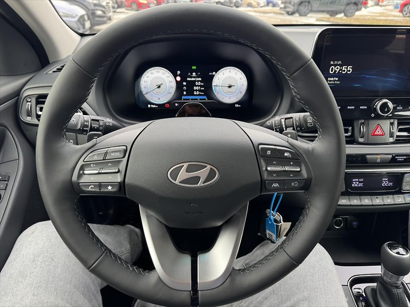 Hyundai i30 (2026) 1,6 T-GDI DCT GO CZECH - fotka 8 z 11