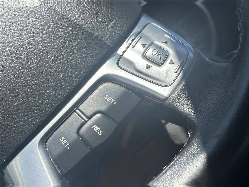 Ford Galaxy 2,0 103kW 7MÍST,TAŽNÉ,NOVÁ STK - fotka 16 z 33