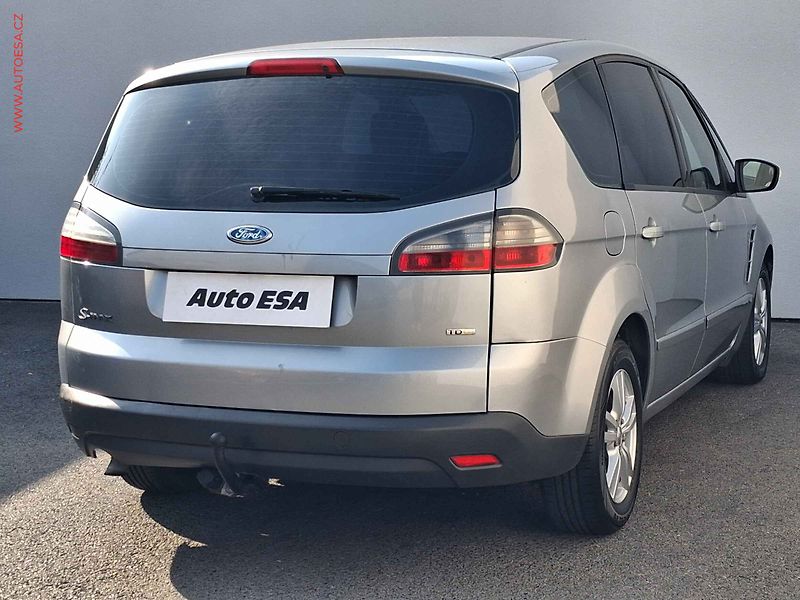 Ford S-MAX (2009) 1.7TDCi, 2.maj, AAC, tempo - fotka 4 z 16