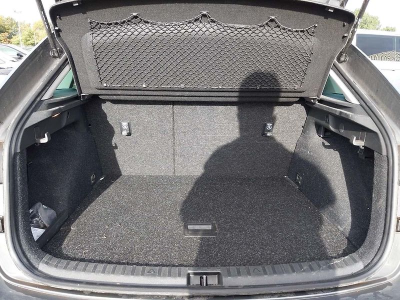 Škoda Scala (2023) 1.5TSI Tour*NAV*ACC*CAM - fotka 15 z 15