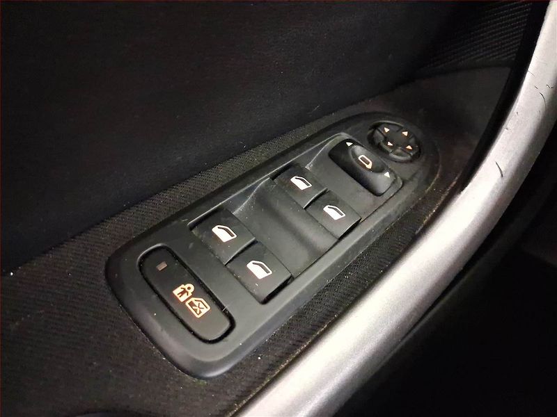 Peugeot 308 (2008) 1.6 HDi, Eko.zaplacen - fotka 16 z 16