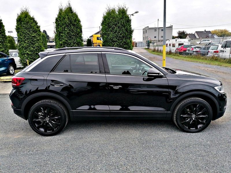 Volkswagen T-Roc (2022) 1.5 TSi 110kW DSG ACC - fotka 7 z 30