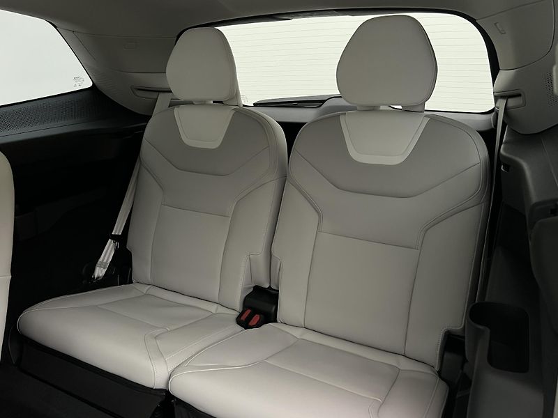 Volvo EX90 (2026) PURE ELECTRIC TWIN ULTRA  - fotka 6 z 50