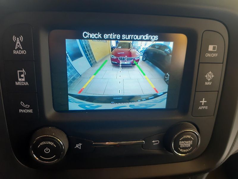 Jeep Renegade 2.0 CRDI 4x4 DIGIKLIMA NAVI - fotka 12 z 25