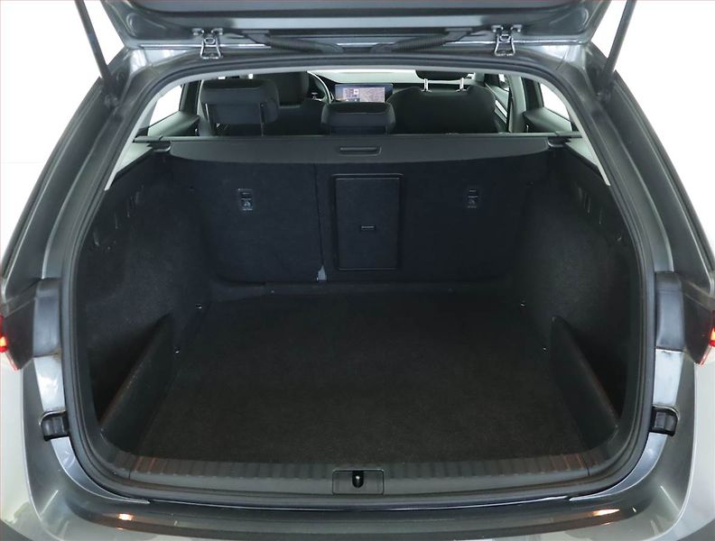 Škoda Octavia (2023) 1.5 TSI - fotka 14 z 16