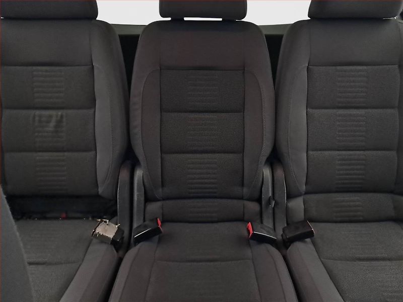Volkswagen Touran (2008) 1.4 TSI, 7 míst, Serv.kniha - fotka 10 z 19