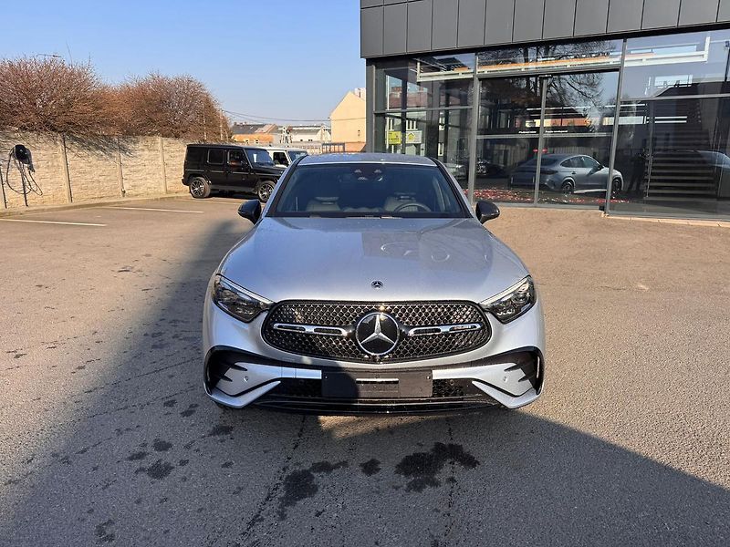 Mercedes-Benz GLC (2026) 220 d 4MATIC kupé - fotka 2 z 23